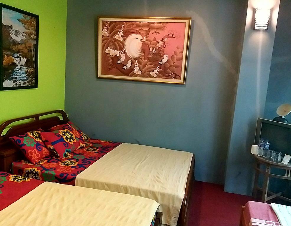 Homestay Triniti Lembang Exterior photo